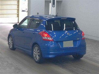 2015 Suzuki SWIFT - Thumbnail