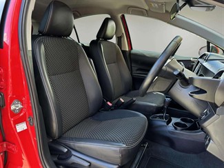2016 Toyota AQUA - Thumbnail