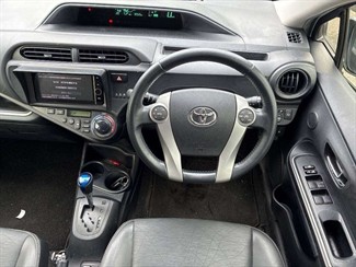 2013 Toyota AQUA - Thumbnail