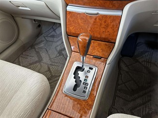 2006 Toyota Premio - Thumbnail