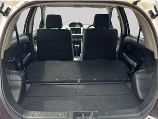 2004 Toyota IST - Thumbnail