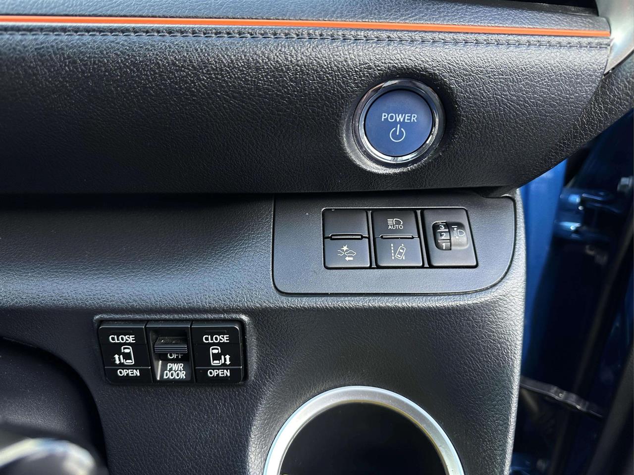 2017 Toyota Sienta
