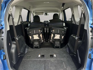 2017 Toyota Sienta - Thumbnail