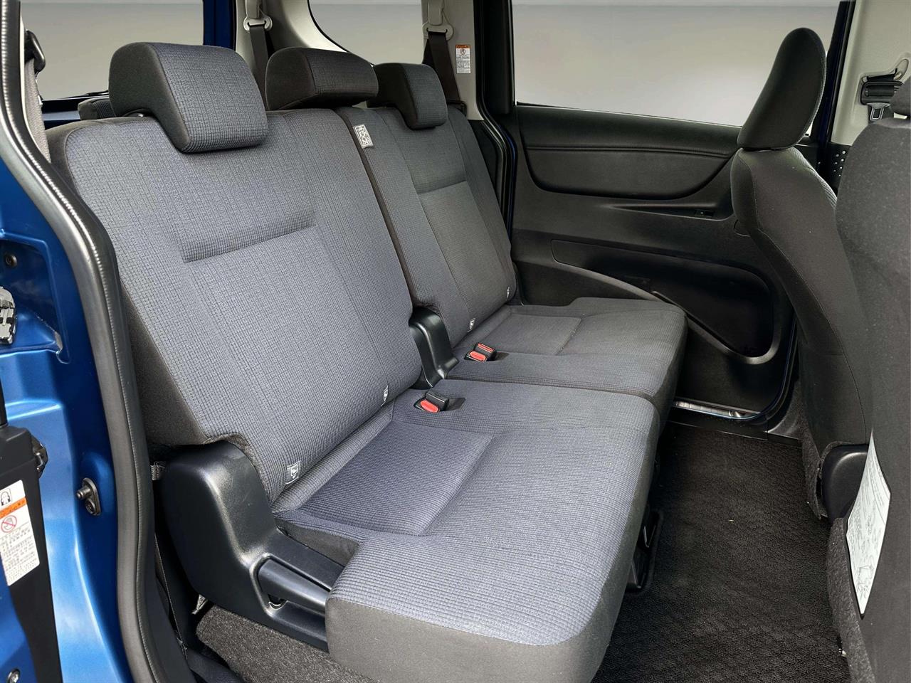 2017 Toyota Sienta