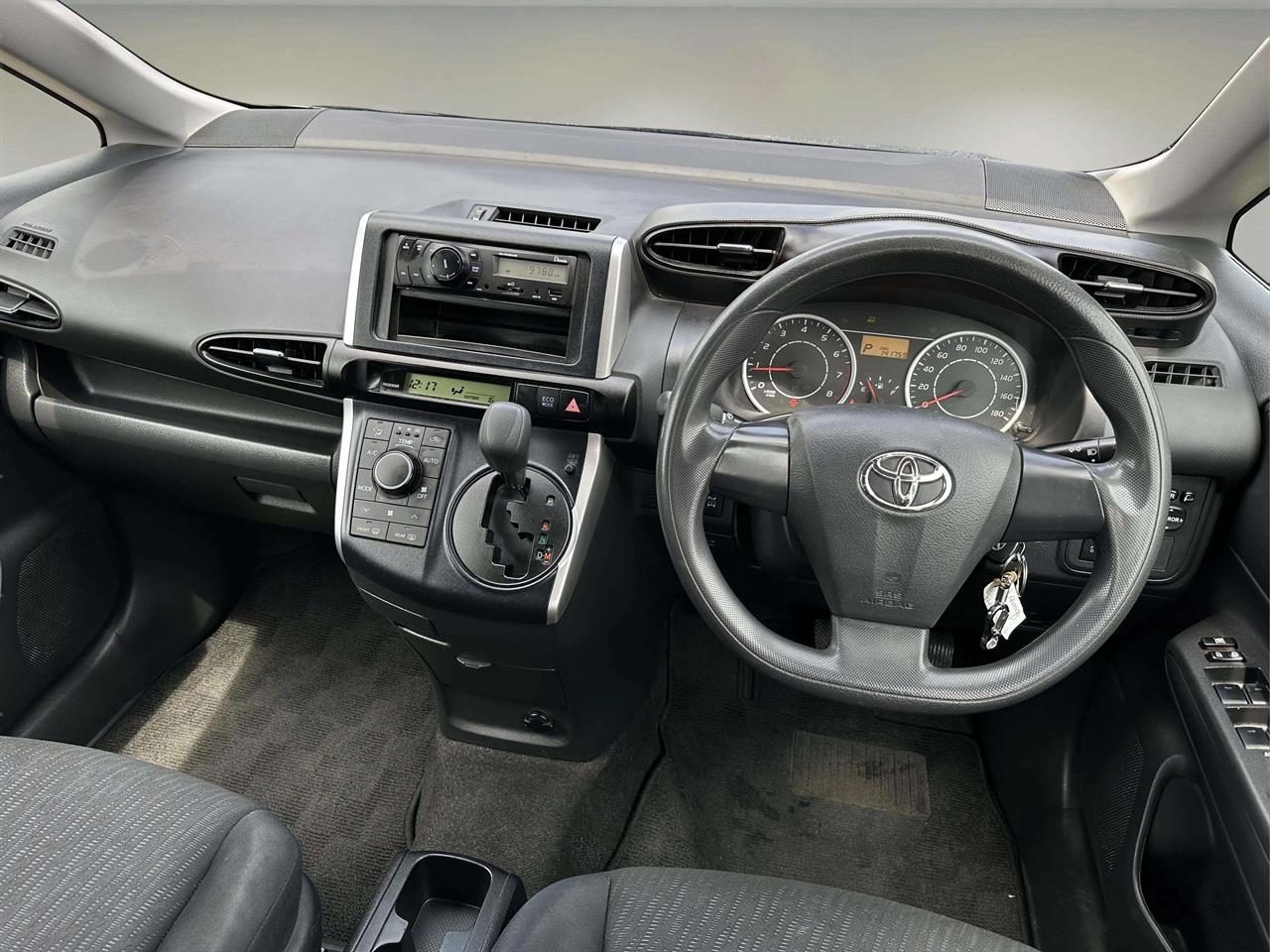 2010 Toyota WISH