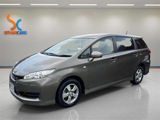 2010 Toyota WISH - Thumbnail