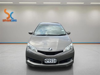 2010 Toyota WISH - Thumbnail