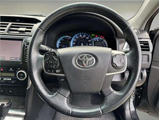 2012 Toyota Camry - Thumbnail