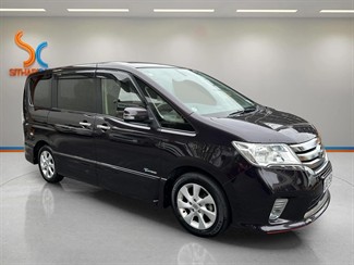 2013 Nissan Serena - Thumbnail