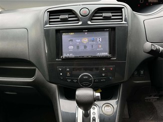 2013 Nissan Serena - Thumbnail