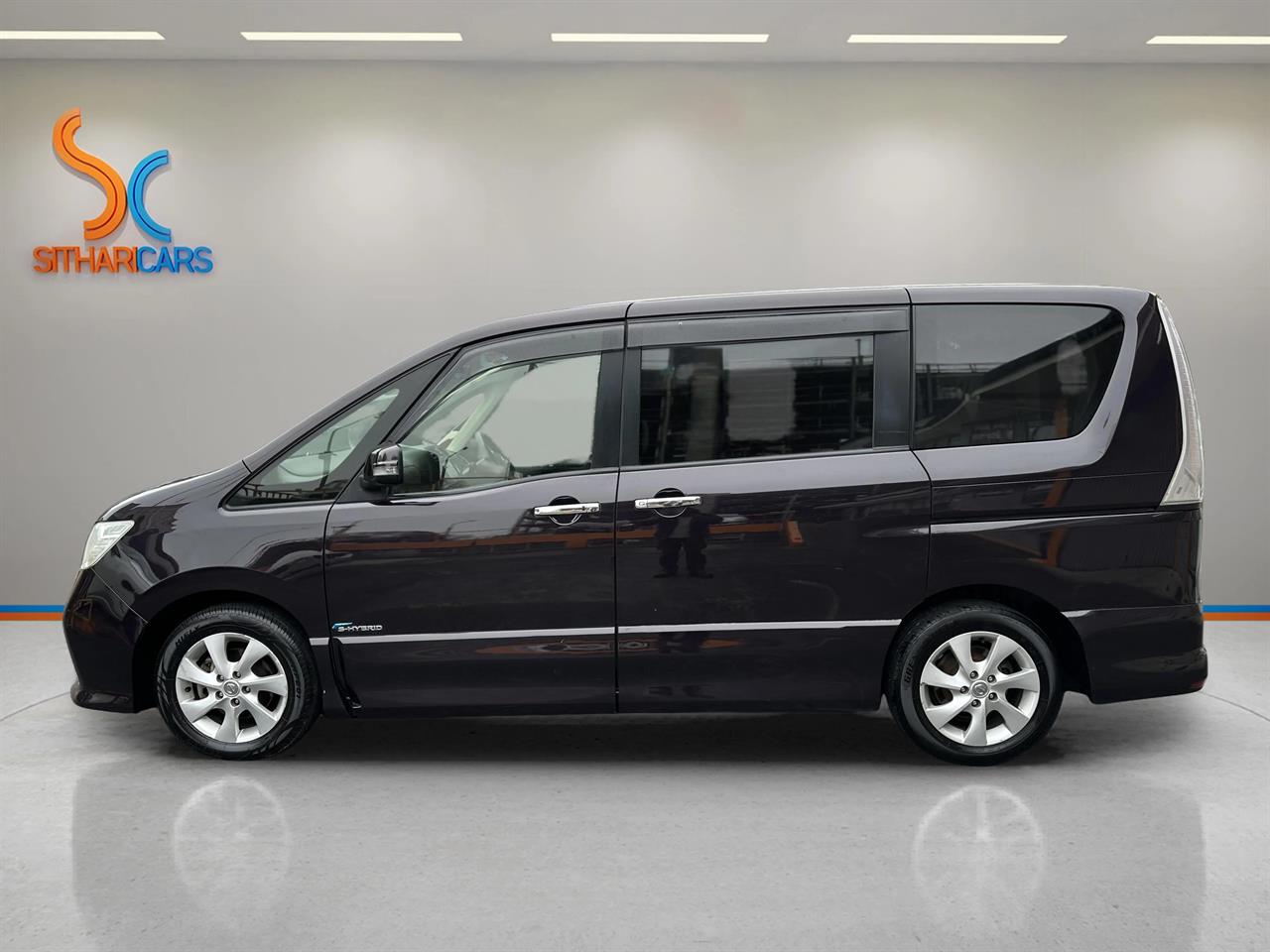 2013 Nissan Serena