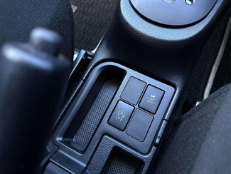 2017 Toyota Vitz - Thumbnail