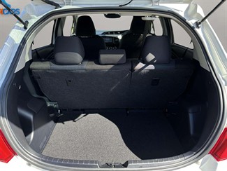 2017 Toyota Vitz - Thumbnail