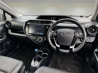 2017 Toyota AQUA - Thumbnail
