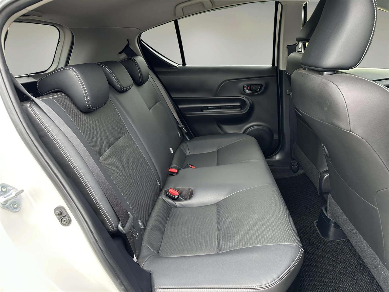 2017 Toyota AQUA