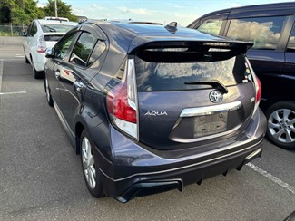 2015 Toyota AQUA - Thumbnail