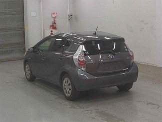 2013 Toyota AQUA - Thumbnail