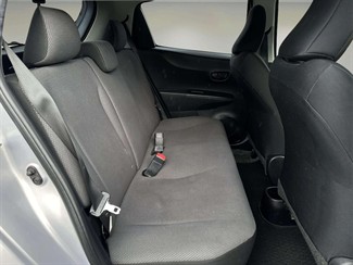 2012 Toyota Vitz - Thumbnail