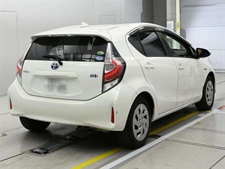 2017 Toyota AQUA - Thumbnail