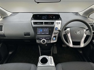 2015 Toyota Prius - Thumbnail