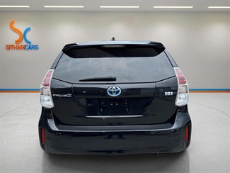 2015 Toyota Prius - Thumbnail