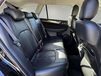 2015 Subaru Outback - Thumbnail