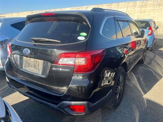 2015 Subaru Outback - Thumbnail