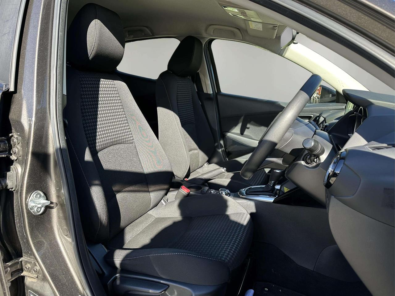 2017 Mazda Demio