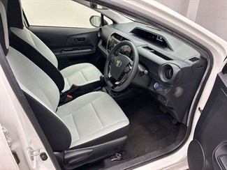 2021 Toyota AQUA - Thumbnail