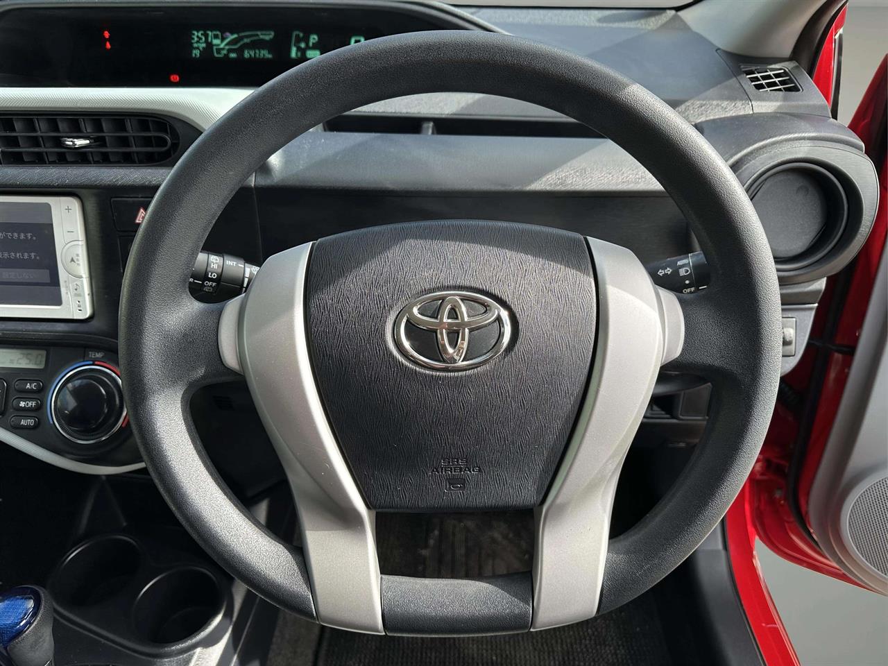 2013 Toyota AQUA