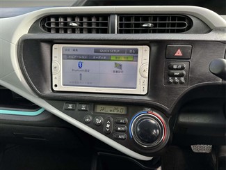 2013 Toyota AQUA - Thumbnail