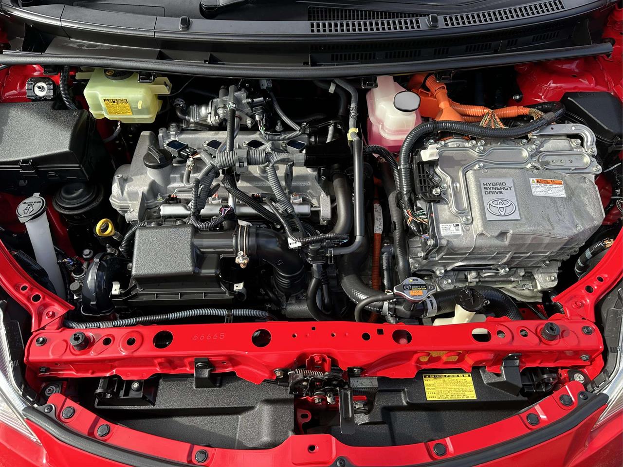 2013 Toyota AQUA