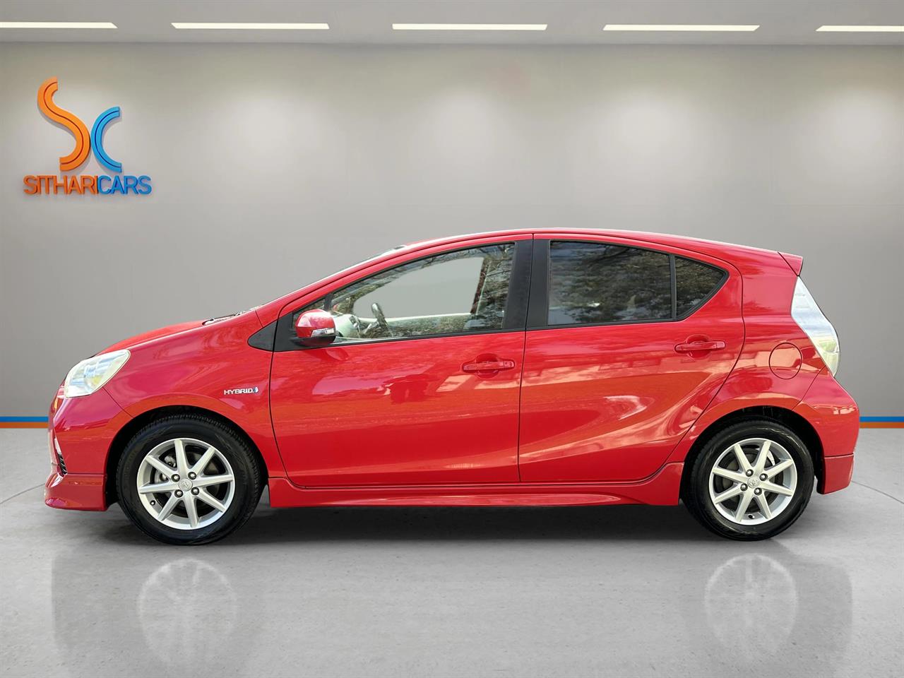 2013 Toyota AQUA