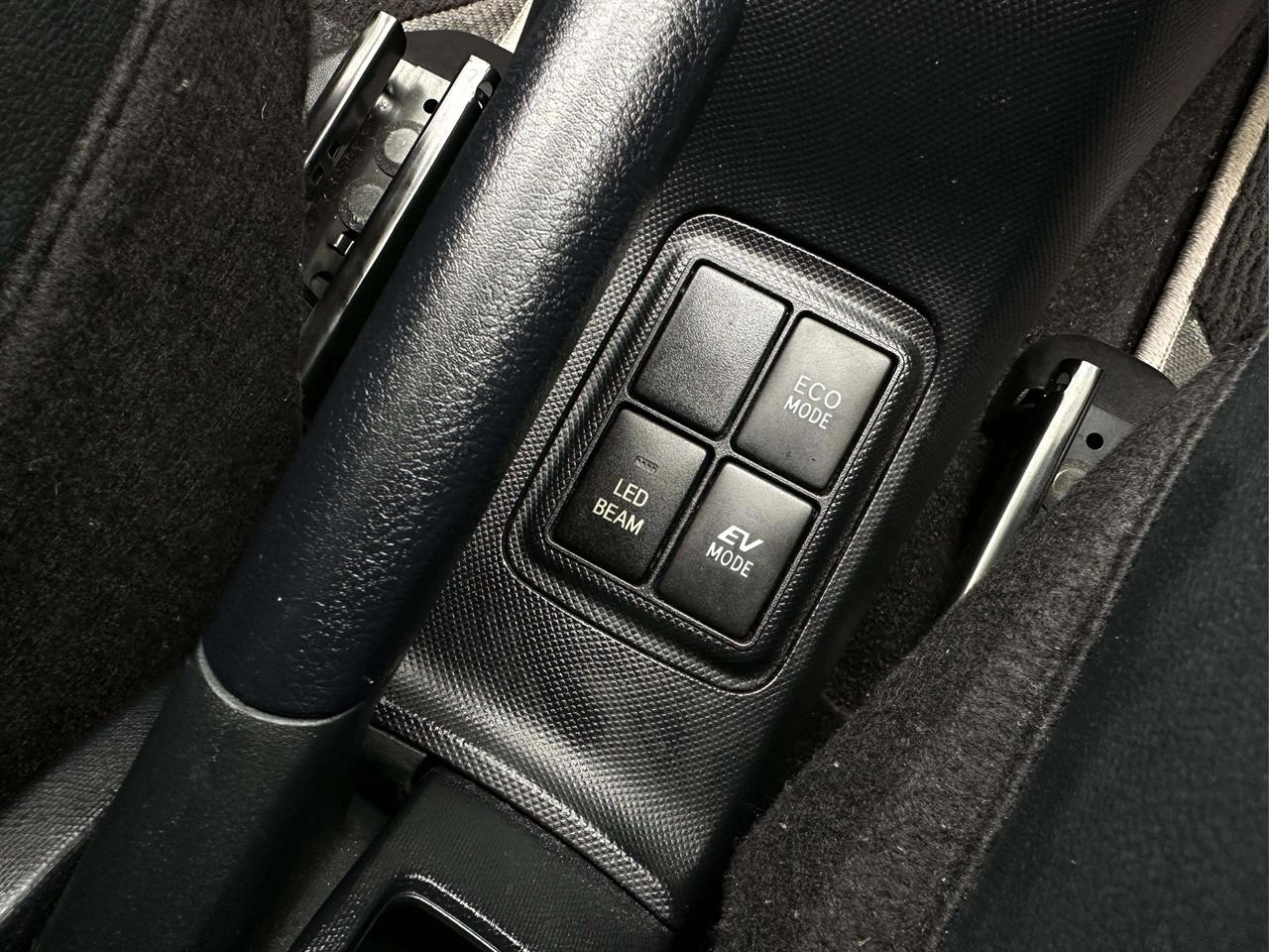 2014 Toyota AQUA