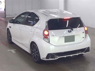 2014 Toyota AQUA - Thumbnail