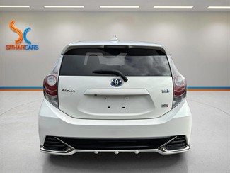 2014 Toyota AQUA - Thumbnail