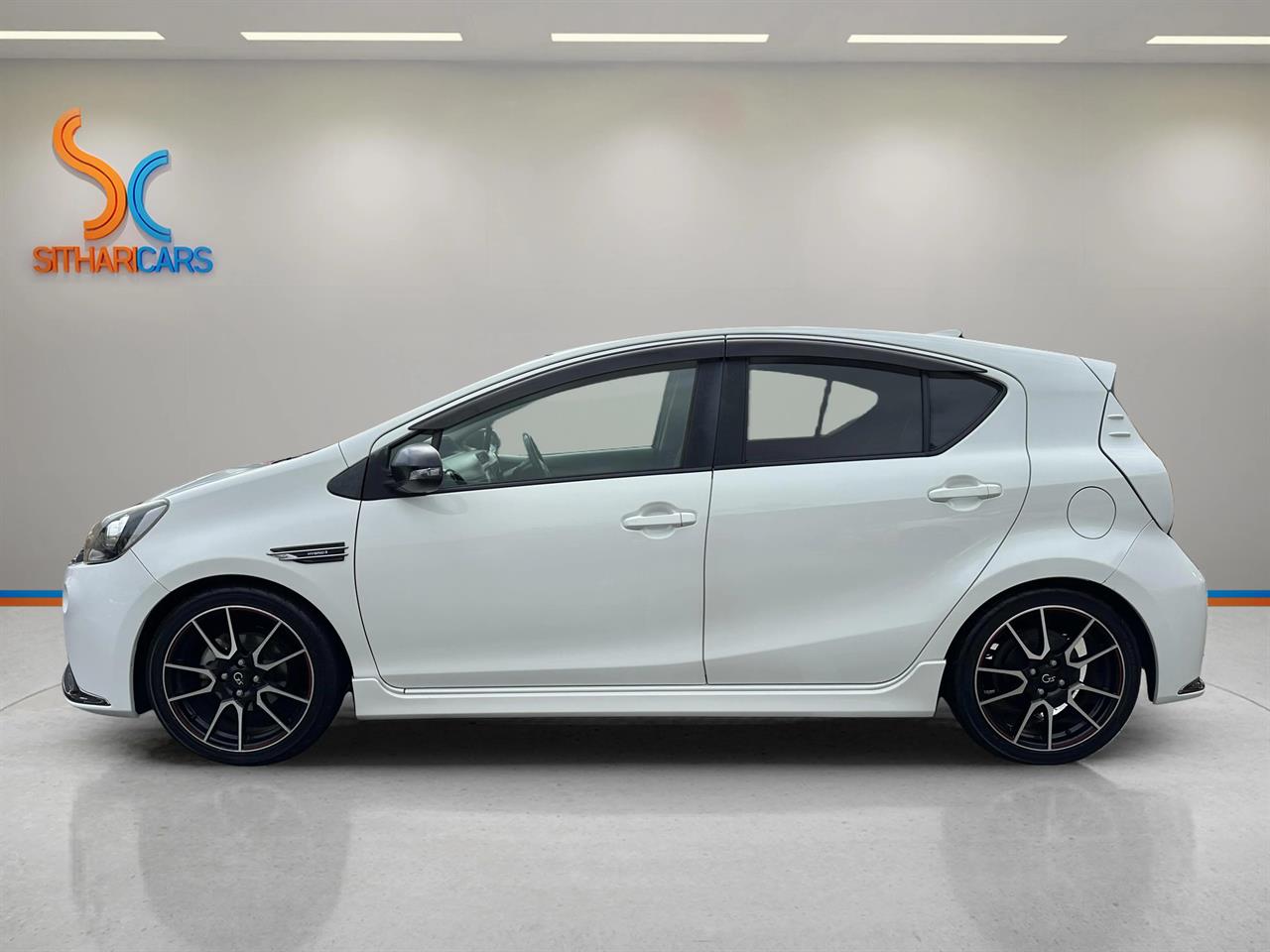 2014 Toyota AQUA
