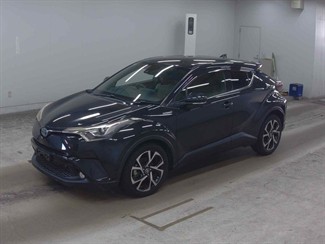 2017 Toyota C-HR - Thumbnail