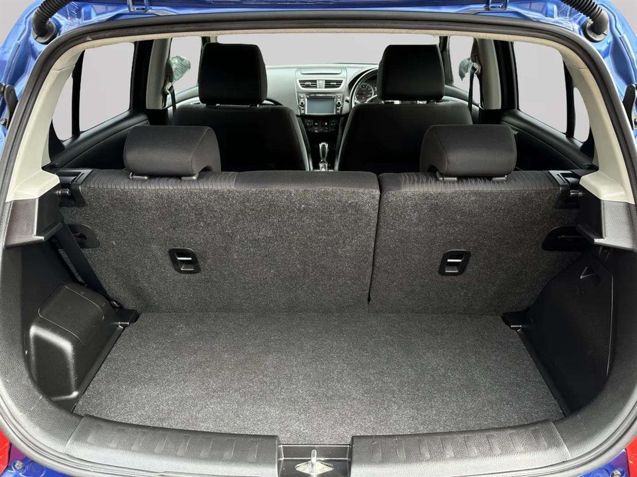 2011 Suzuki SWIFT