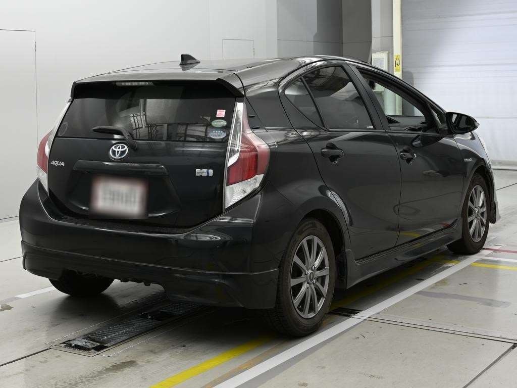 2015 Toyota AQUA