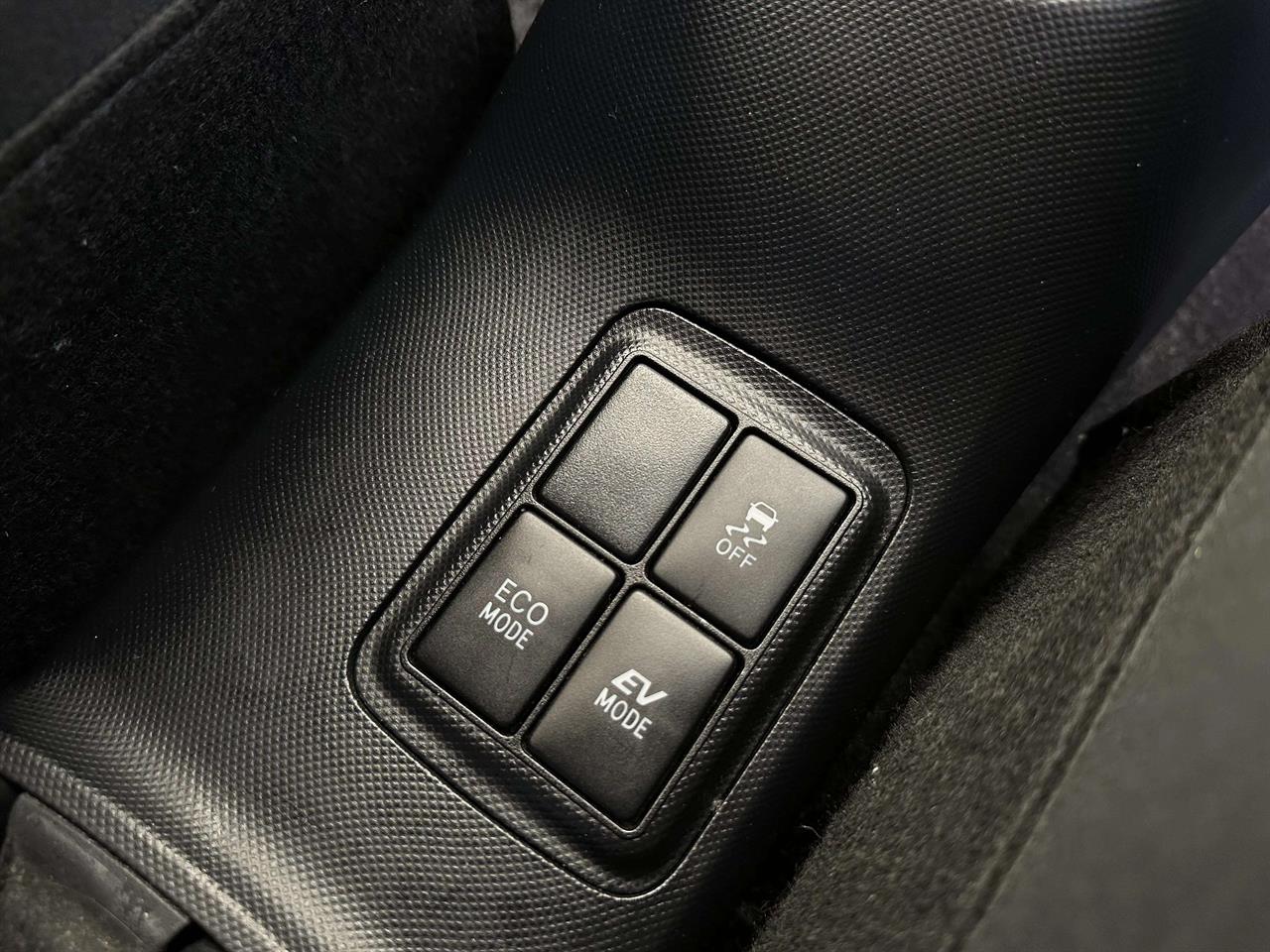 2015 Toyota AQUA