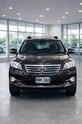 2010 Toyota VANGUARD - Thumbnail