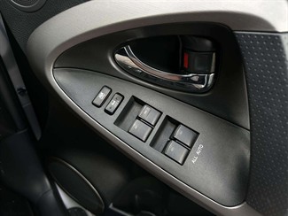 2007 Toyota RAV4 - Thumbnail