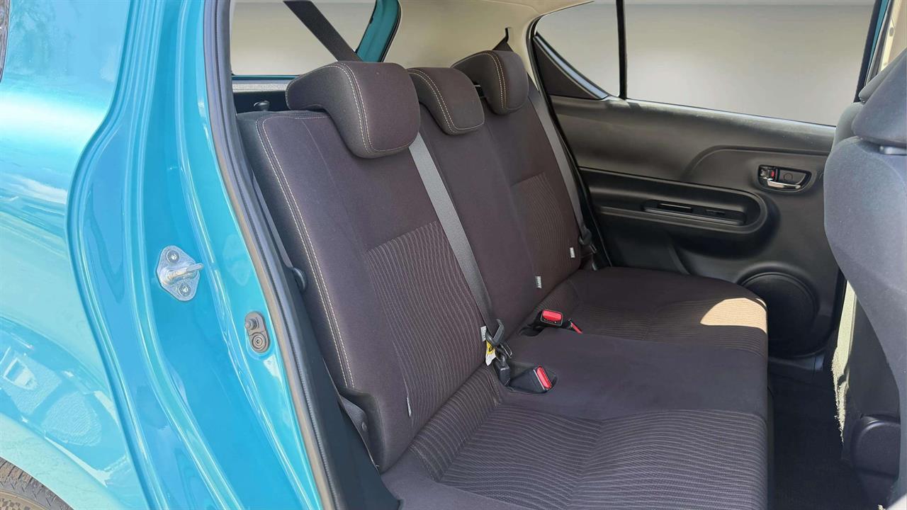 2017 Toyota AQUA
