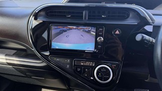 2017 Toyota AQUA - Thumbnail