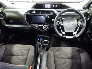 2017 Toyota AQUA - Thumbnail