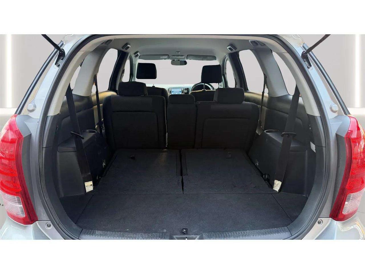 2005 Toyota WISH