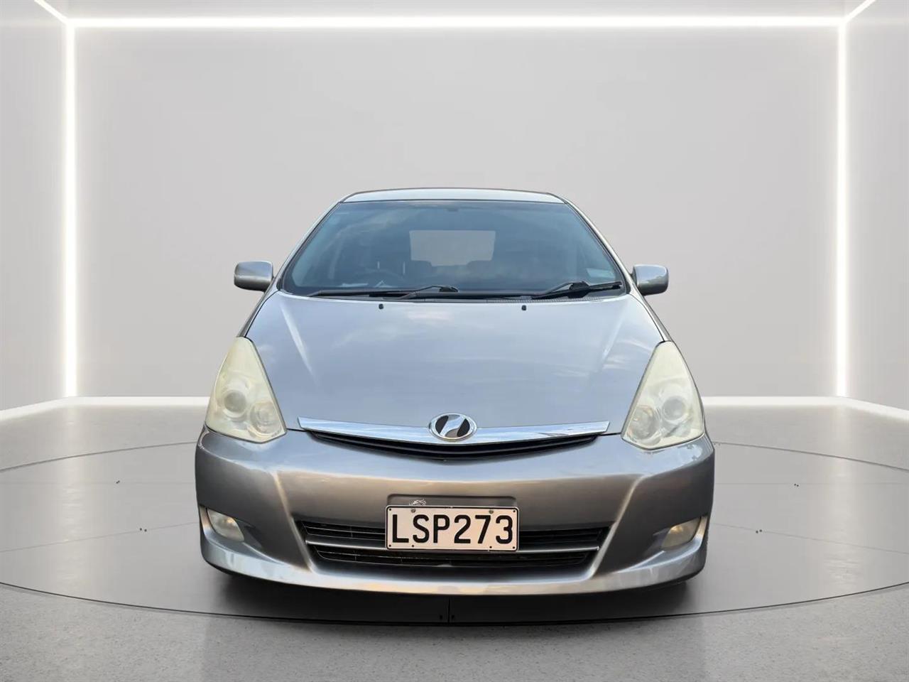 2005 Toyota WISH