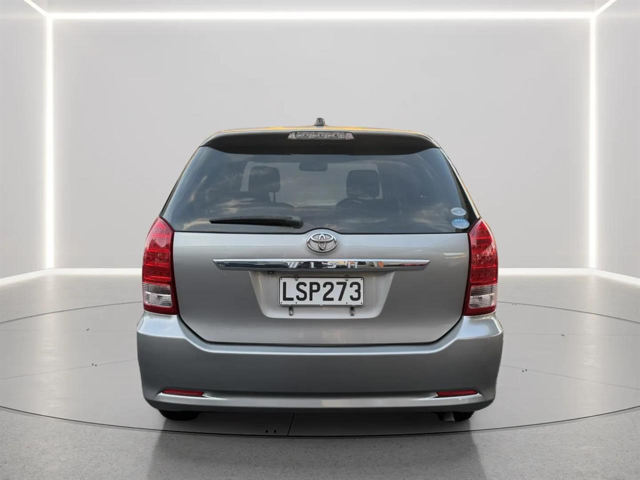 2005 Toyota WISH