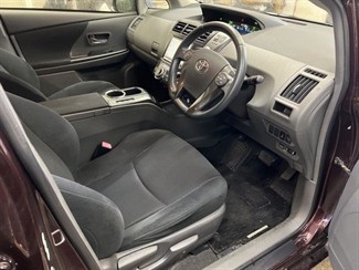 2013 Toyota Prius - Thumbnail